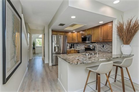Adosado en venta en Tierra Verde, Florida, 3 dormitorios, 147.25 m2 № 1621034 - foto 12
