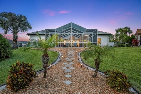Купить виллу или дом в Палм-Кост, Флорида 4 комнаты, 208.47м2, № 1812558 - фото 11