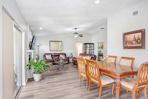 Villa ou maison à vendre à Riverview, Floride: 4 chambres, 142.51 m2 № 1759383 - photo 14