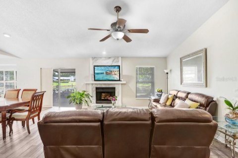 Casa en venta en Riverview, Florida, 4 dormitorios, 142.51 m2 № 1759383 - foto 7