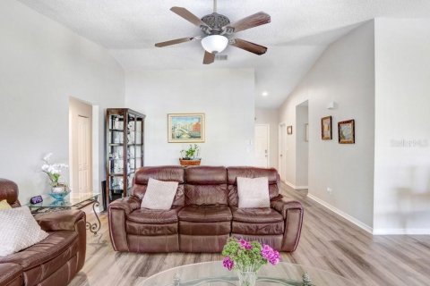 Casa en venta en Riverview, Florida, 4 dormitorios, 142.51 m2 № 1759383 - foto 8