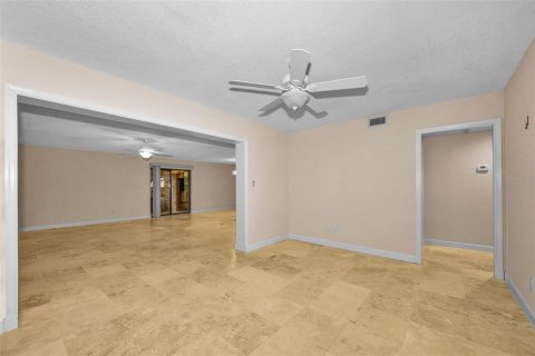 Copropriété à vendre à Palm Harbor, Floride: 2 chambres, 159.33 m2 № 2285511 - photo 27