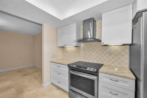 Copropriété à vendre à Palm Harbor, Floride: 2 chambres, 159.33 m2 № 2285511 - photo 9