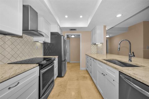 Copropriété à vendre à Palm Harbor, Floride: 2 chambres, 159.33 m2 № 2285511 - photo 10