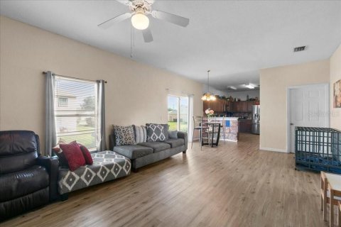 Villa ou maison à vendre à Kissimmee, Floride: 4 chambres, 238.39 m2 № 1910017 - photo 8