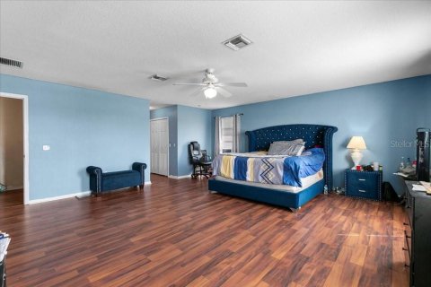 Villa ou maison à vendre à Kissimmee, Floride: 4 chambres, 238.39 m2 № 1910017 - photo 13