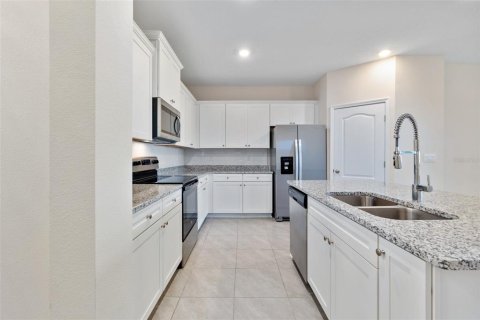 House in Palm Coast, Florida 3 bedrooms, 163.32 sq.m. № 1919207 - photo 6