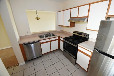 Copropriété à louer à Riverview, Floride: 3 chambres, 106.93 m2 № 2118743 - photo 5