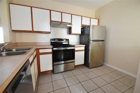 Copropriété à louer à Riverview, Floride: 3 chambres, 106.93 m2 № 2118743 - photo 4
