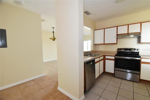 Copropriété à louer à Riverview, Floride: 3 chambres, 106.93 m2 № 2118743 - photo 3