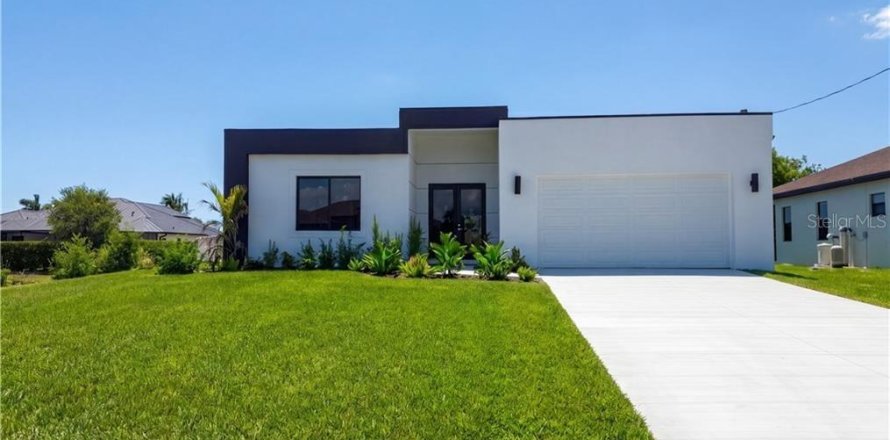 Villa ou maison à Cape Coral, Floride 4 chambres, 176.89 m2 № 2404894
