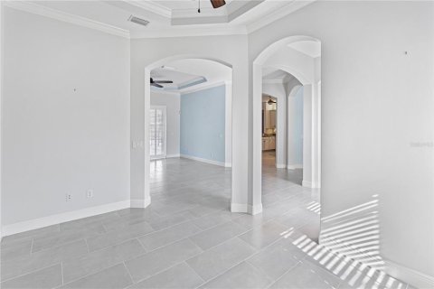 Villa ou maison à louer à Bradenton, Floride: 4 chambres, 305.56 m2 № 2214134 - photo 12