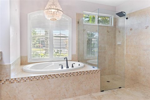 Villa ou maison à louer à Bradenton, Floride: 4 chambres, 305.56 m2 № 2214134 - photo 30
