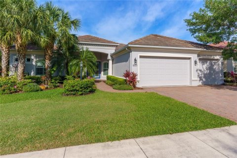 House in Bradenton, Florida 4 bedrooms, 305.56 sq.m. № 2214134
