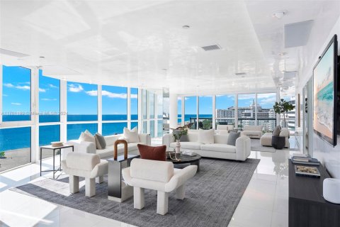 Condominio en venta en Miami Beach, Florida, 4 dormitorios, 356.47 m2 № 1454706 - foto 3