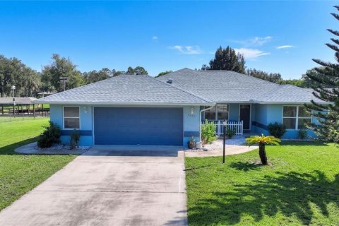 Casa en Indian lake estates, Florida 3 dormitorios, 155.52 m2 № 2220266