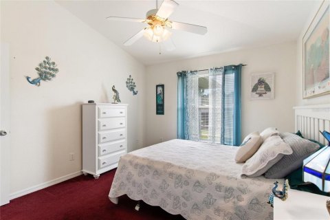 House in Indian lake estates, Florida 3 bedrooms, 155.52 sq.m. № 2220266 - photo 18