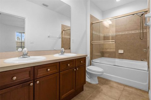 Condo in Windermere, Florida, 3 bedrooms  № 1873098 - photo 17