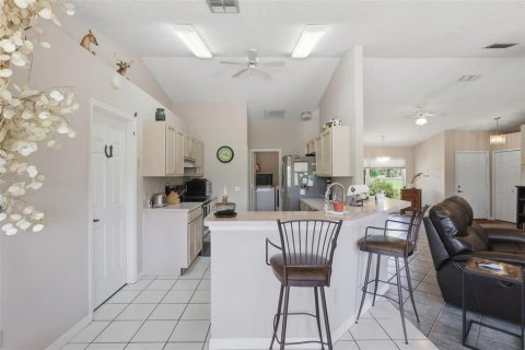Casa en venta en Geneva, Florida, 2 dormitorios, 138.42 m2 № 2147979 - foto 9