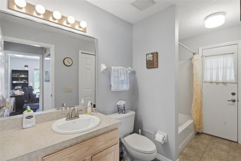 Casa en venta en Geneva, Florida, 2 dormitorios, 138.42 m2 № 2147979 - foto 16