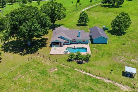 Casa en venta en Geneva, Florida, 2 dormitorios, 138.42 m2 № 2147979 - foto 3