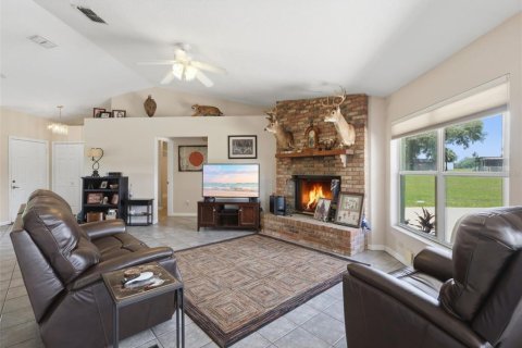 Casa en venta en Geneva, Florida, 2 dormitorios, 138.42 m2 № 2147979 - foto 6