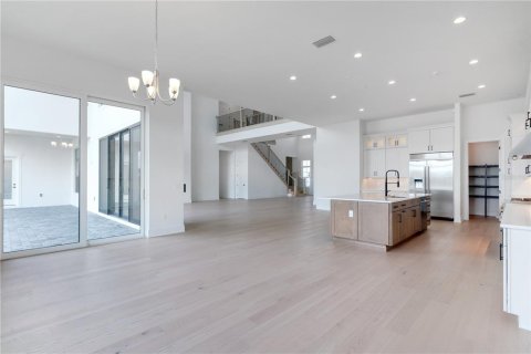 House in Orlando, Florida 5 bedrooms, 616.13 sq.m. № 1854411 - photo 20