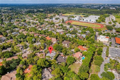 Casa en venta en Coral Springs, Florida, 4 dormitorios, 277.03 m2 № 1921881 - foto 14