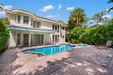 Casa en venta en Coral Springs, Florida, 4 dormitorios, 277.03 m2 № 1921881 - foto 17