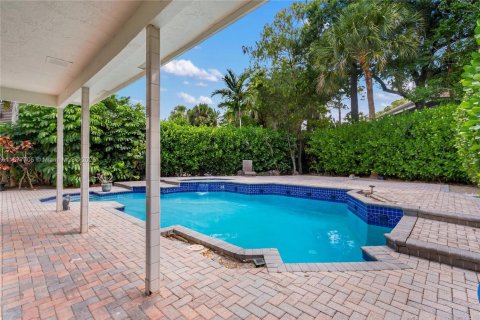 Casa en venta en Coral Springs, Florida, 4 dormitorios, 277.03 m2 № 1921881 - foto 16