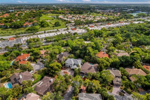 Casa en venta en Coral Springs, Florida, 4 dormitorios, 277.03 m2 № 1921881 - foto 9