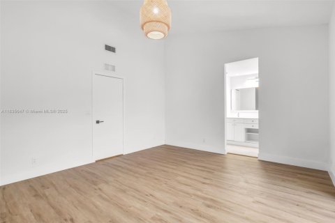 Adosado en venta en Aventura, Florida, 3 dormitorios, 141.21 m2 № 1819865 - foto 15