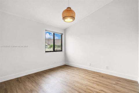 Adosado en venta en Aventura, Florida, 3 dormitorios, 141.21 m2 № 1819865 - foto 20