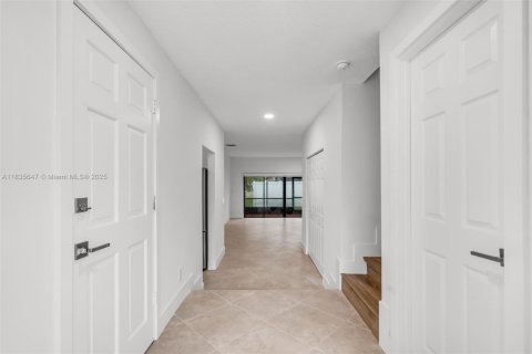 Adosado en venta en Aventura, Florida, 3 dormitorios, 141.21 m2 № 1819865 - foto 4