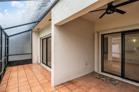 Adosado en venta en Aventura, Florida, 3 dormitorios, 141.21 m2 № 1819865 - foto 27