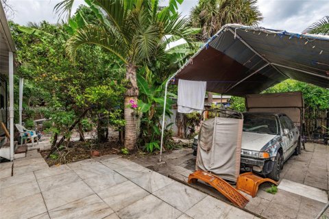 Купить виллу или дом в Майами, Флорида 2 спальни, 74.32м2, № 1955468 - фото 4