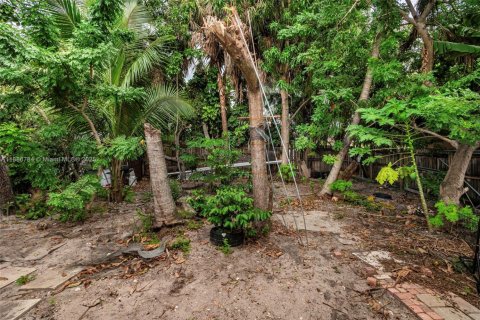 Villa ou maison à vendre à Miami, Floride: 2 chambres, 74.32 m2 № 1955468 - photo 5