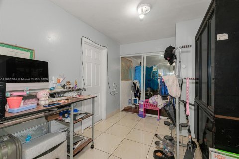 Купить виллу или дом в Майами, Флорида 2 спальни, 74.32м2, № 1955468 - фото 10