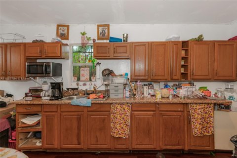 Купить виллу или дом в Майами, Флорида 2 спальни, 74.32м2, № 1955468 - фото 20