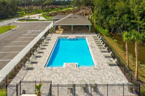 Villa ou maison à vendre à New Smyrna Beach, Floride: 4 chambres, 169.83 m2 № 1883514 - photo 28