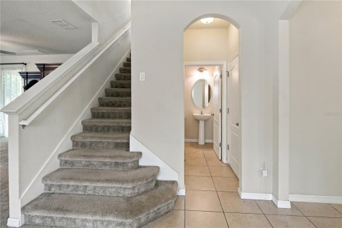 House in Orlando, Florida 4 bedrooms, 265.24 sq.m. № 2393615 - photo 11