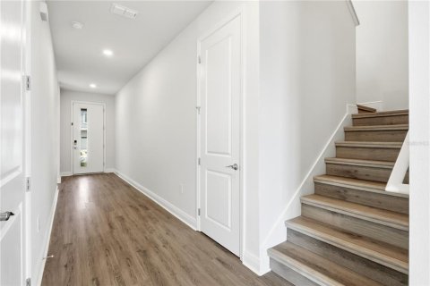 Villa ou maison à vendre à Davenport, Floride: 5 chambres, 288.55 m2 № 2304618 - photo 10