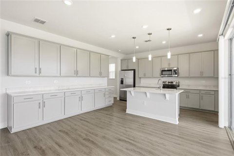 Villa ou maison à vendre à Davenport, Floride: 5 chambres, 288.55 m2 № 2304618 - photo 4