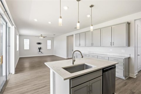 Villa ou maison à vendre à Davenport, Floride: 5 chambres, 288.55 m2 № 2304618 - photo 8