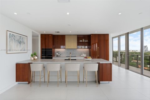 Condo in Miami, Florida, 4 bedrooms  № 1864603 - photo 6