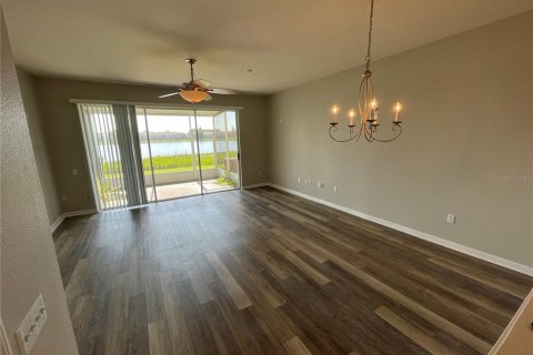 Townhouse in Riverview, Florida 3 bedrooms, 152.73 sq.m. № 1885865 - photo 5