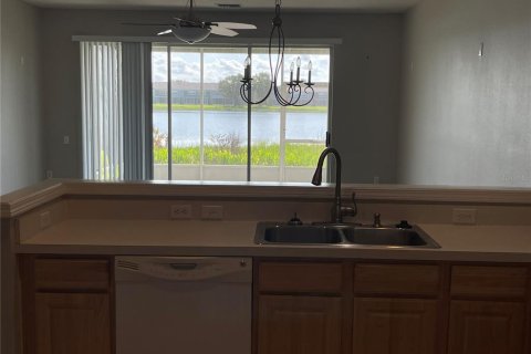 Townhouse in Riverview, Florida 3 bedrooms, 152.73 sq.m. № 1885865 - photo 6