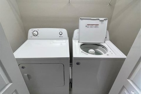 Townhouse in Riverview, Florida 3 bedrooms, 152.73 sq.m. № 1885865 - photo 11