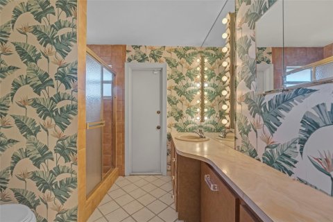 Casa en alquiler en Fort Lauderdale, Florida, 4 dormitorios, 254.92 m2 № 1029753 - foto 1