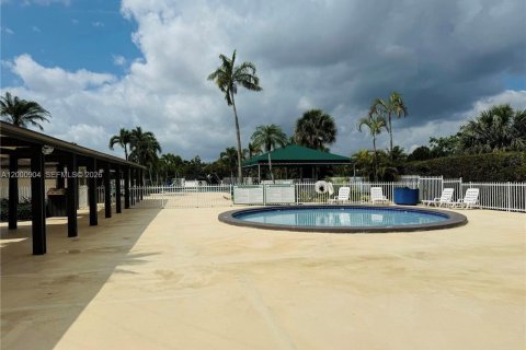 Touwnhouse à louer à Miami, Floride: 3 chambres, 128.02 m2 № 2065624 - photo 6